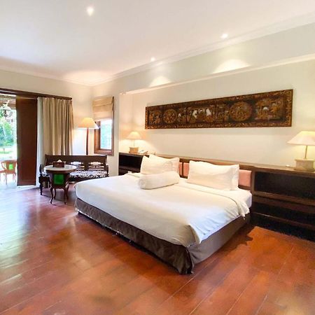 Laras Asri Resort & Spa ซาลาตีกา ภายนอก รูปภาพ