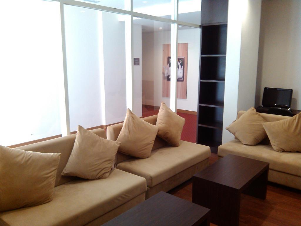 Laras Asri Resort & Spa ซาลาตีกา ภายนอก รูปภาพ