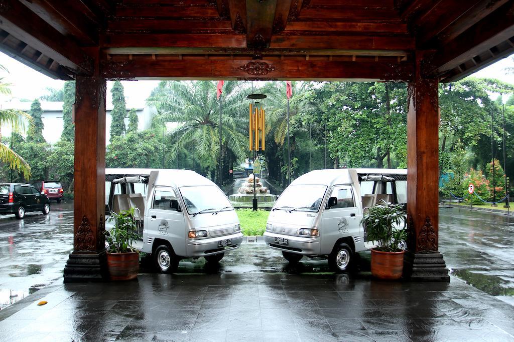 Laras Asri Resort & Spa ซาลาตีกา ภายนอก รูปภาพ